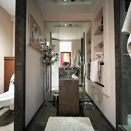 Apartment Urban Flat 26 - Sublime 120 M2 Duplex With Big Balcony In