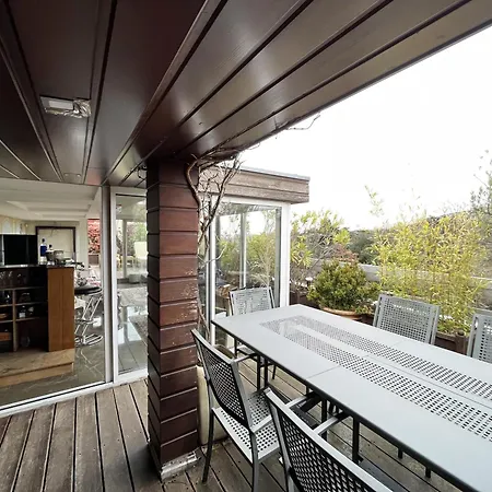 Urban Flat 26 - Sublime 120 M2 Duplex With Big Balcony In
